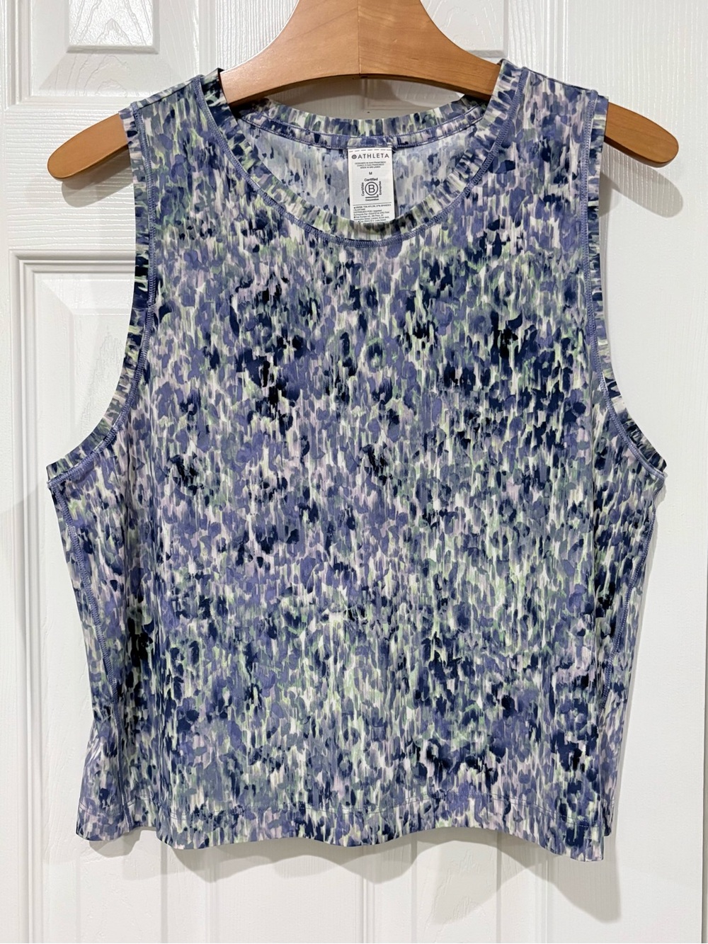 NEW! Athleta Ultimate Muscle Tank Top Crew Neck Purple Medium